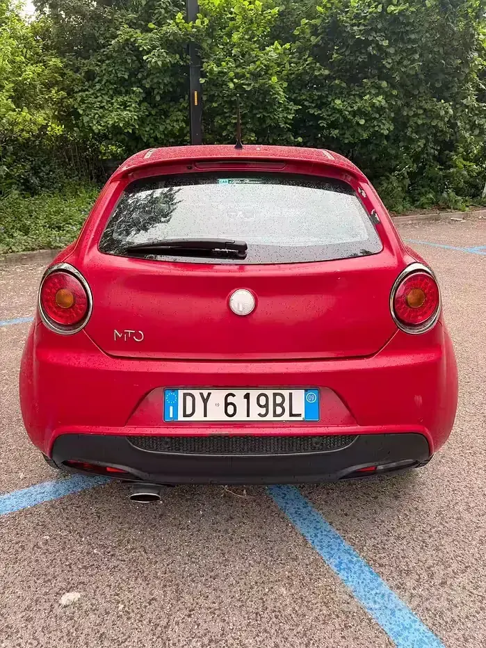 Usata Alfa Romeo MiTo 120 CV (88 kW) 2009 Rosso Utilitaria