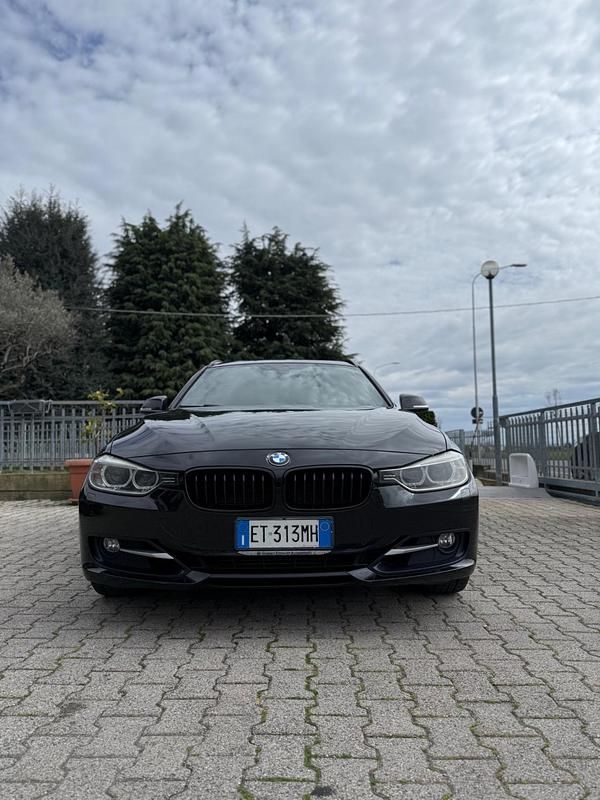 Usata BMW 325 M Sport 218 CV (160 kW) 2013 Nero Station wagon