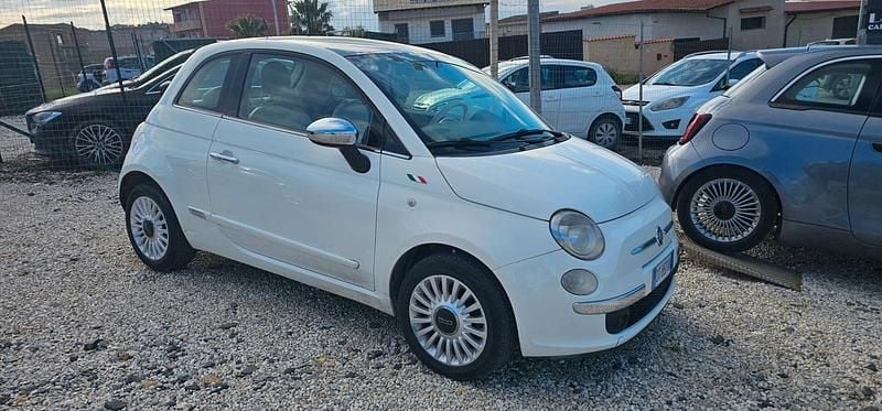 Usata Fiat 500 Lounge 75 CV (55 kW) 2010 Argento Berlina