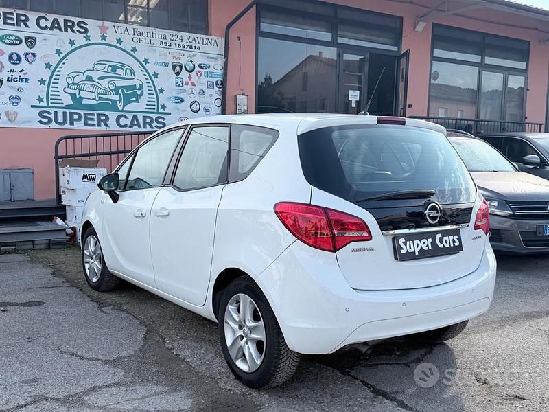 Usata Opel Meriva Design Edition 95 CV (69 kW) 2016 Bianco Monovolume