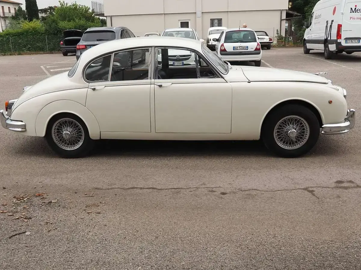 Usata Jaguar MK II 207 CV (152 kW) 1981 Other Berlina
