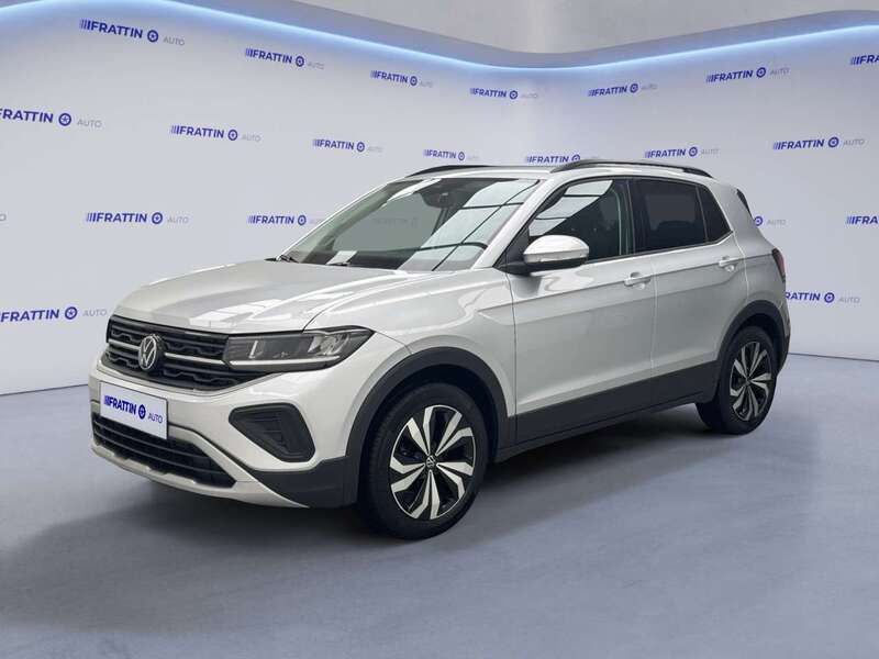 Reflex silver [8e8e] Usata 2024 VW T-Cross Life SUV | 20.490 € (Buon prezzo) - Immagine 1/4