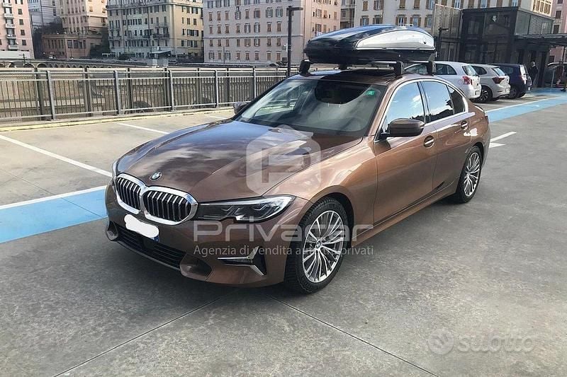 Usata BMW 320 Luxury Line 163 CV (119 kW) 2020 Marrone Berlina
