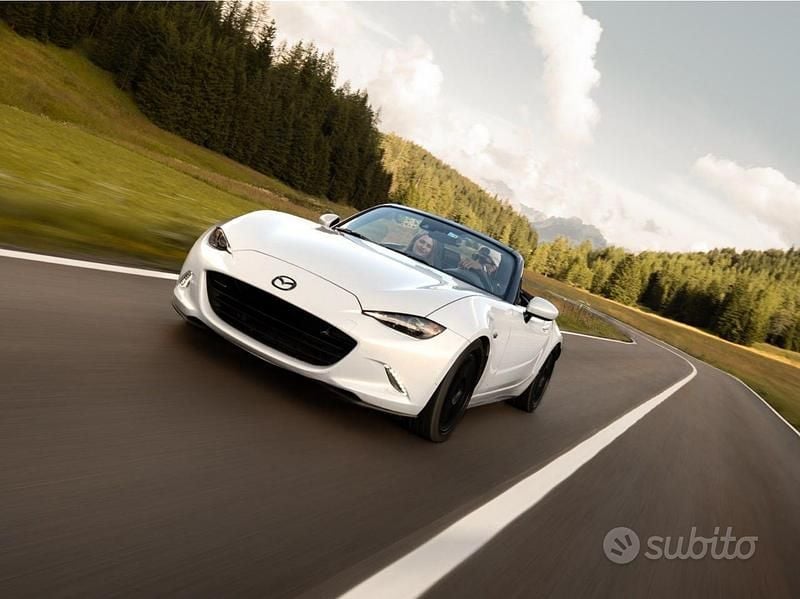 Usata Mazda MX5 Sports-Line 160 CV (117 kW) 2017 Bianco Cabrio
