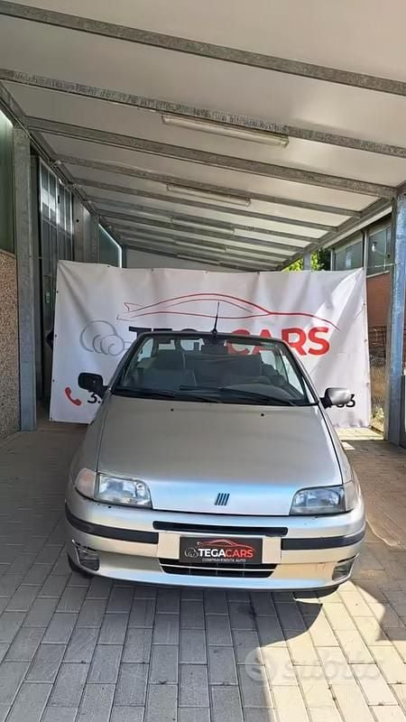 Usata Fiat Punto Cabriolet S 86 CV (63 kW) 1997 Grigio Cabrio