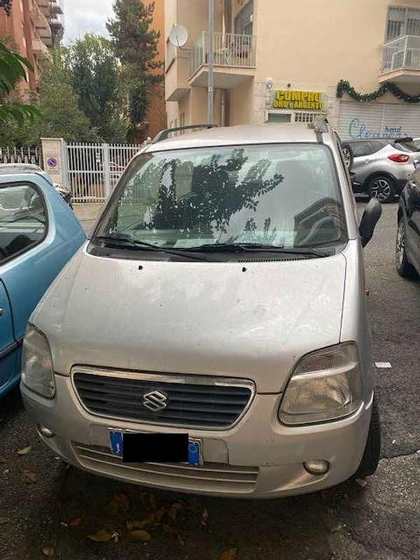Usata Suzuki Wagon R+ GL 76 CV (55 kW) 2002 Argento Monovolume
