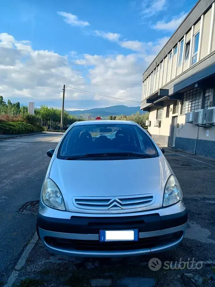 Usata Citroën Xsara Picasso Seduction 90 CV (66 kW) 2007 Grigio Monovolume
