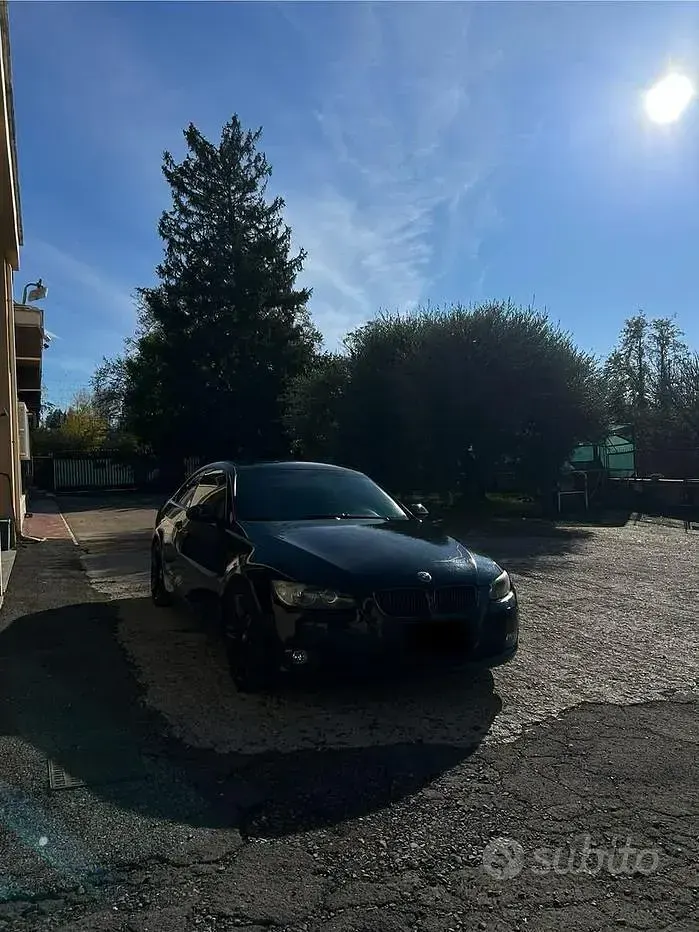 Usata BMW 320 177 CV (130 kW) 2009 Nero Coupé