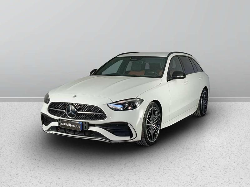 Bianco Usata 2023 Mercedes C220 AMG line Station wagon | 39.900 € (Buon prezzo) - Immagine 1/4
