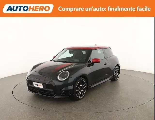 Usata Mini Cooper SE 64 kW (88 CV) 2024 Nero Utilitaria