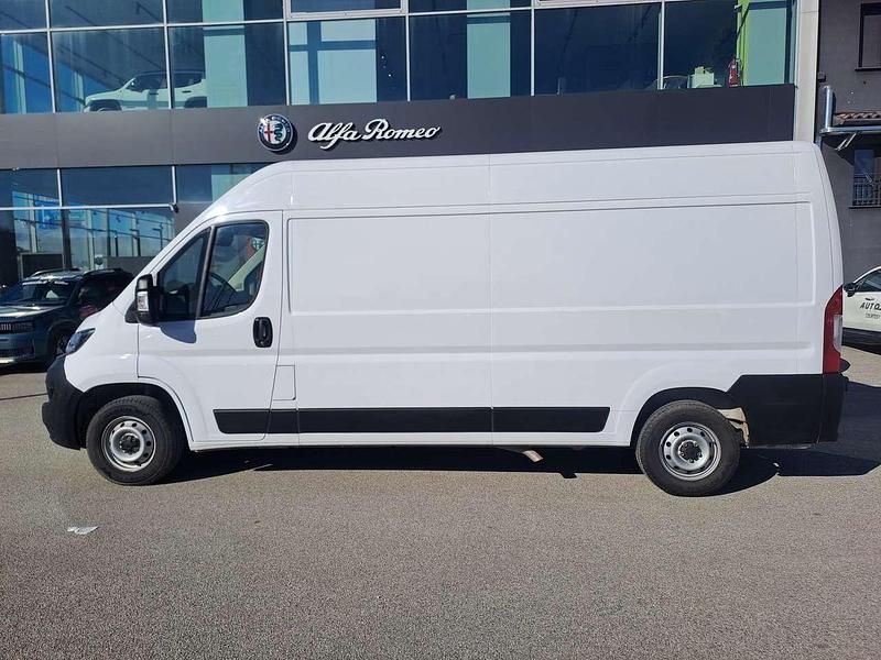 Usata Fiat Ducato 140 CV (102 kW) 2023 Bianco Furgone