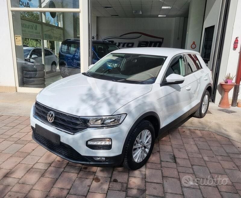 Bianco Usata 2018 VW T-Roc Advance SUV | 17.500 € (Buon prezzo) - Immagine 1/4