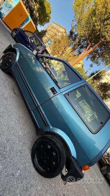Blu Usata 1996 Fiat Cinquecento Due volumi | 1390 € (Buon prezzo) - Immagine 1/4