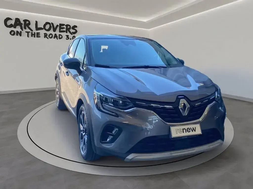 Usata Renault Captur Techno 101 CV (74 kW) 2023 Xnk be style milano (grigio SUV