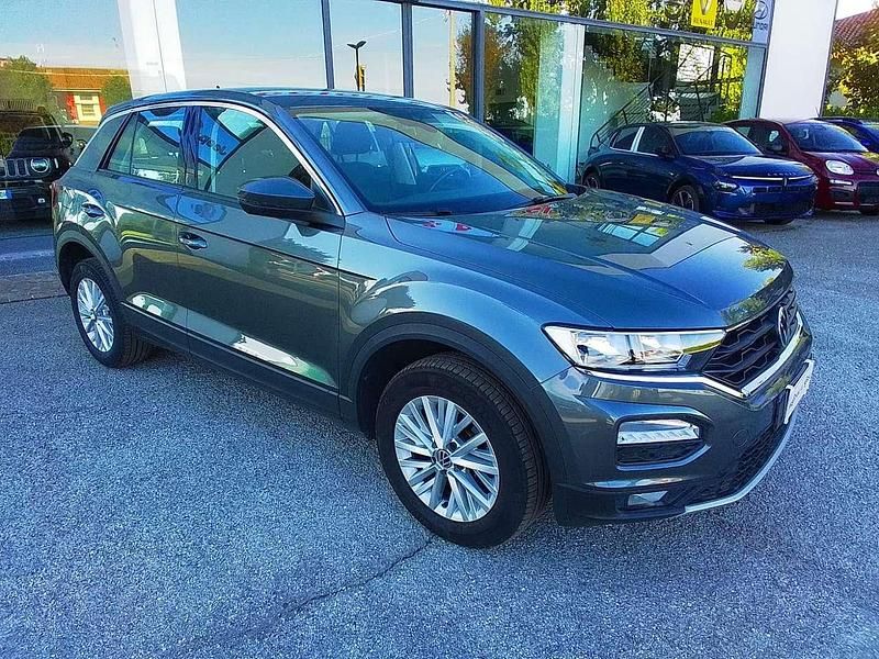 Usata VW T-Roc Business 150 CV (110 kW) 2021 Grigio SUV