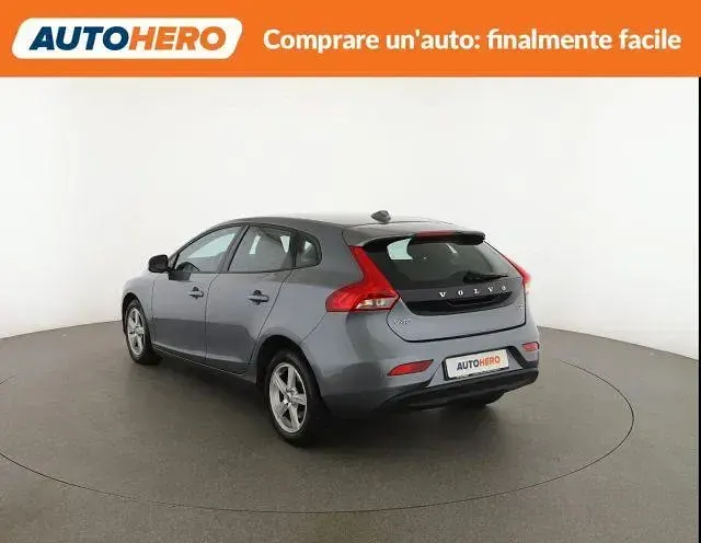 Usata Volvo V40 Kinetic 119 CV (87 kW) 2017 Grigio Berlina