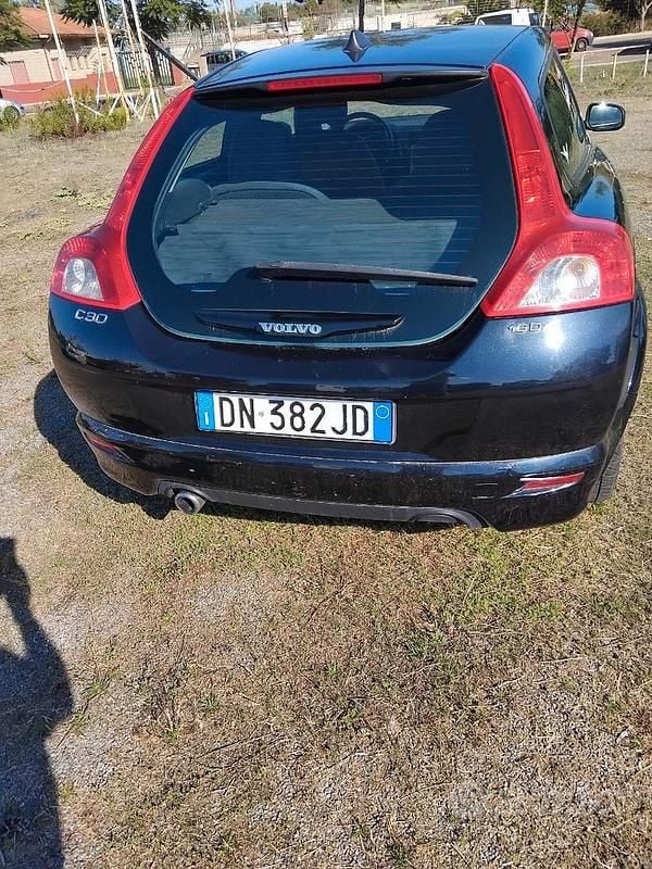 Nero Usata 2009 Volvo C30 Due volumi | 1650 € (Super prezzo) - Immagine 1/4