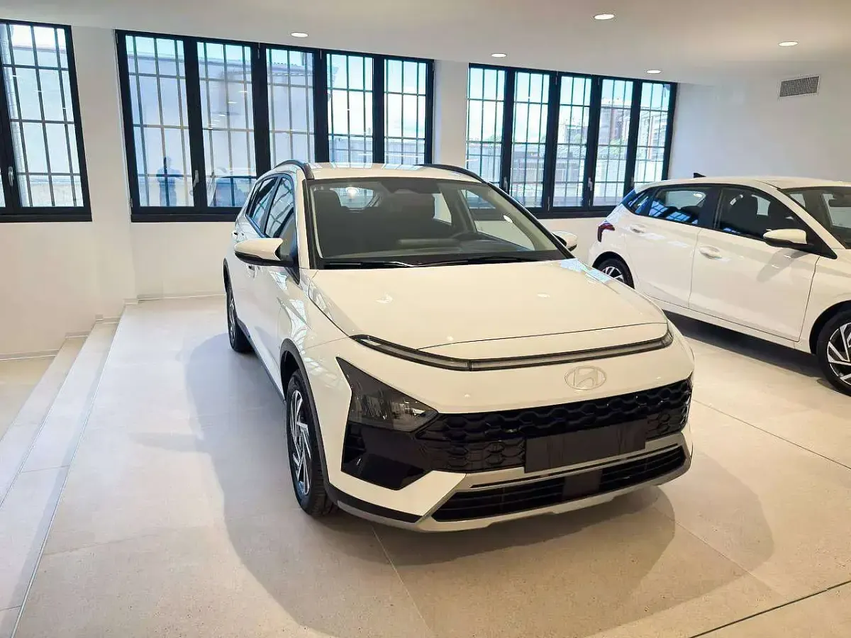 Nuova Hyundai Bayon 101 CV (74 kW) 2025 Bianco SUV
