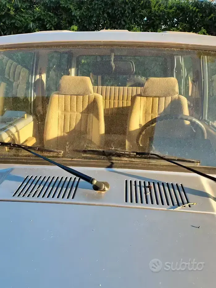 Usata Isuzu Trooper 72 CV (52 kW) 1987 Grigio SUV