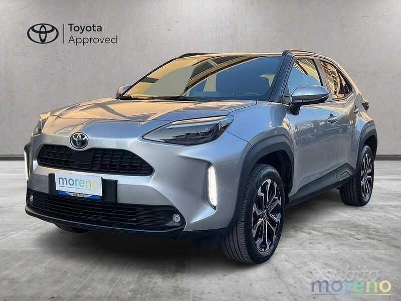 Usata Toyota Yaris Cross Trend 116 CV (85 kW) 2023 Argento SUV