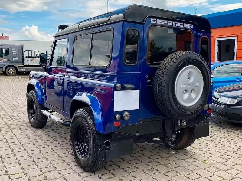 Usata Land Rover Defender S 122 CV (89 kW) 2003 Blu Station wagon