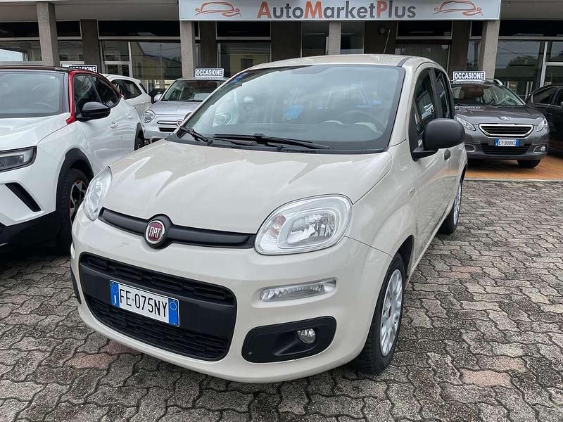 Beige Usata 2016 Fiat Panda Easy Due volumi | 7400 € (Buon prezzo) - Immagine 1/4