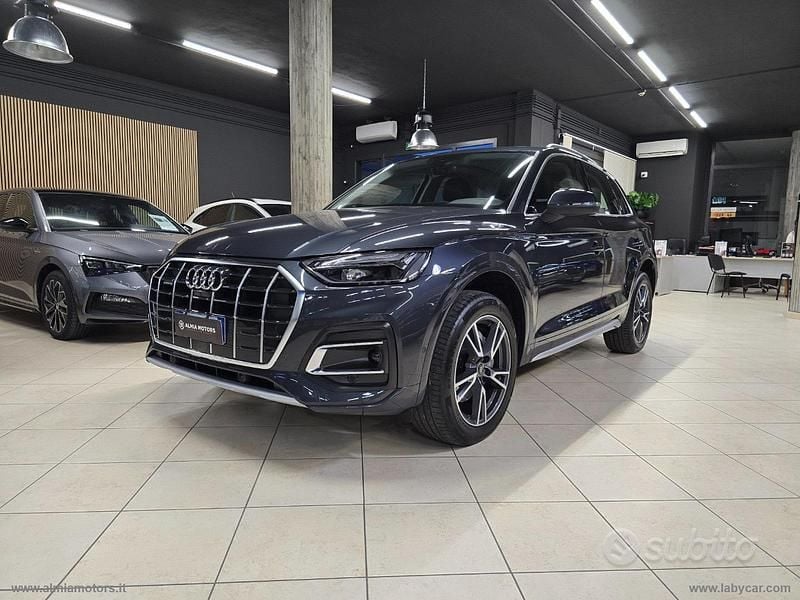 Usata Audi Q5 Business 204 CV (150 kW) 2023 Grigio SUV