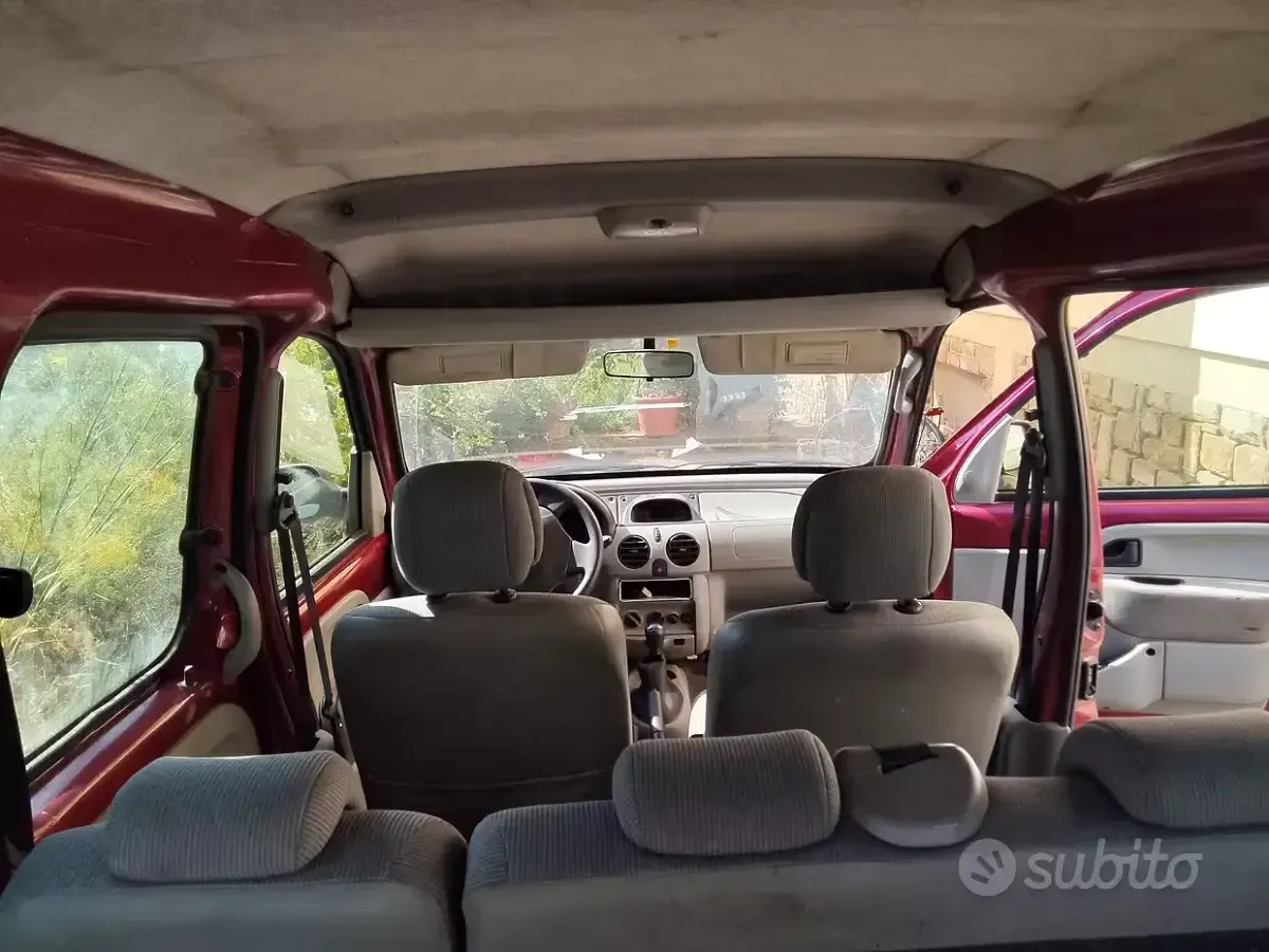 Usata Renault Kangoo 75 CV (55 kW) 2003 Rosso Monovolume