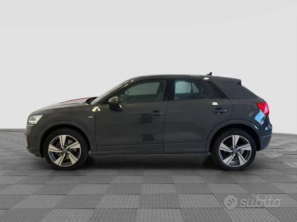 Usata Audi Q2 S-Line 150 CV (110 kW) 2019 Grigio SUV