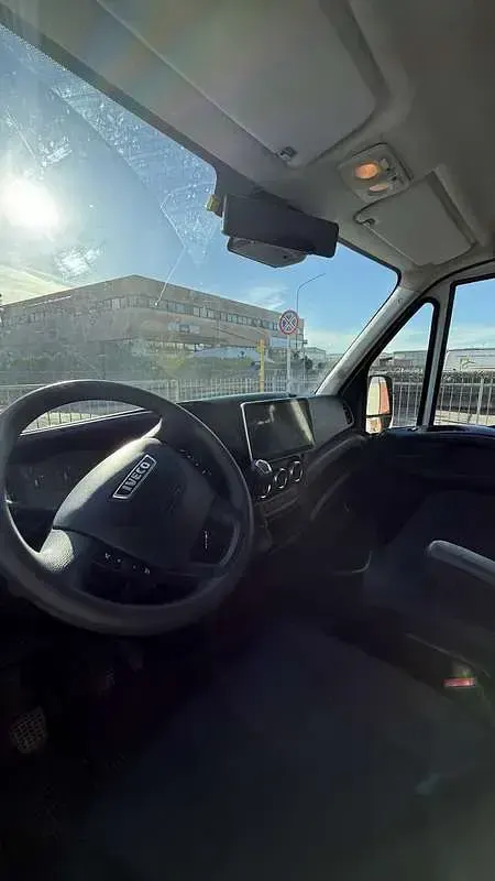 Usata Iveco Daily 136 CV (100 kW) 2018