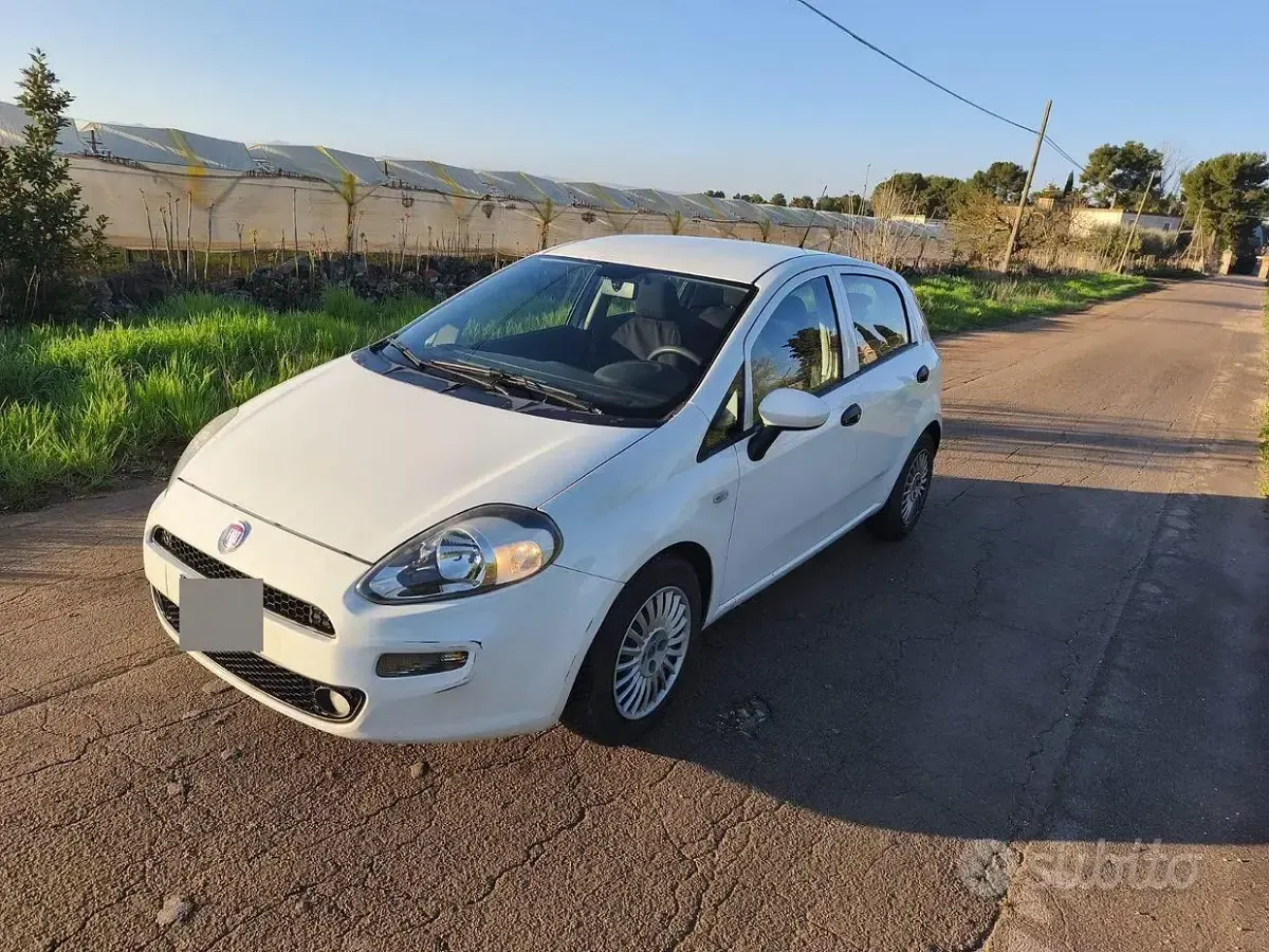 Usata Fiat Grande Punto 95 CV (69 kW) 2017 Utilitaria