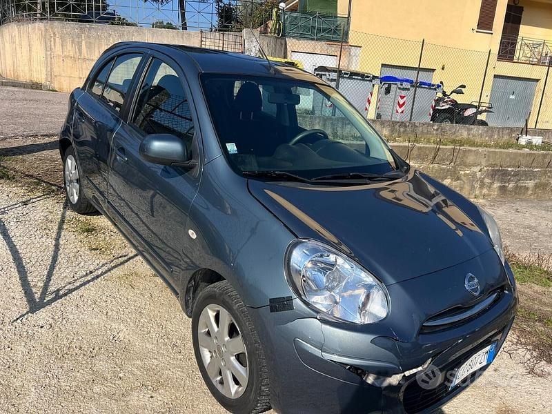 Gebraucht Nissan Micra Acenta 98 PS (72 kW) 2012 Blau Kleinwagen