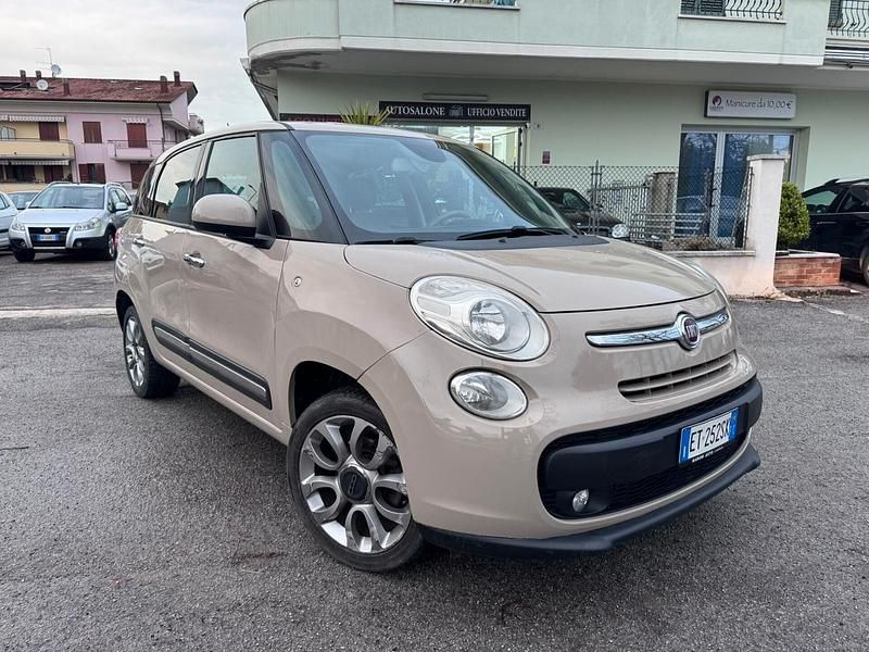 Usata Fiat 500L Lounge 85 CV (62 kW) 2014 Beige Monovolume