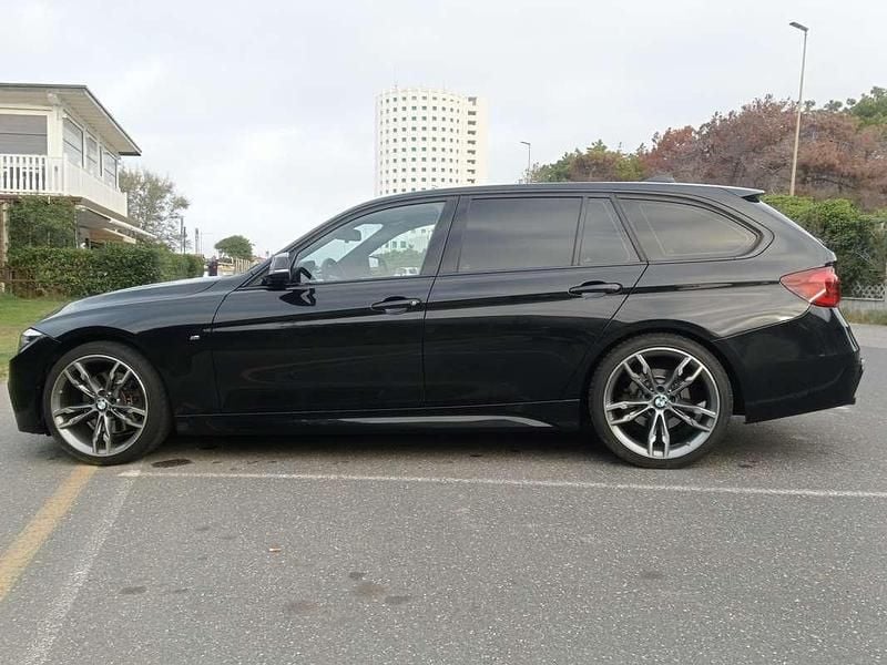 Usata BMW 325 Sport Line 224 CV (164 kW) 2018 Station wagon