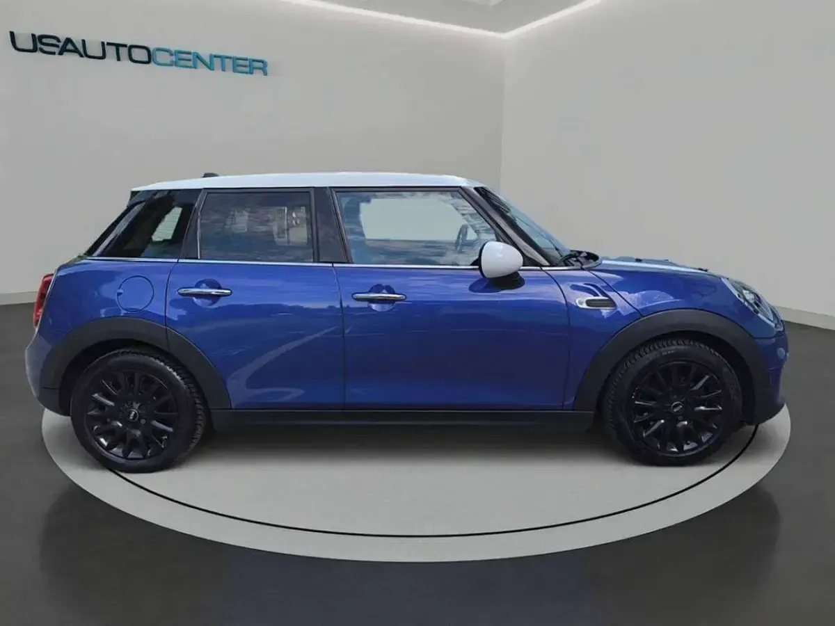 Usata Mini Cooper Hype 136 CV (100 kW) 2019 Blu/azzurro Utilitaria