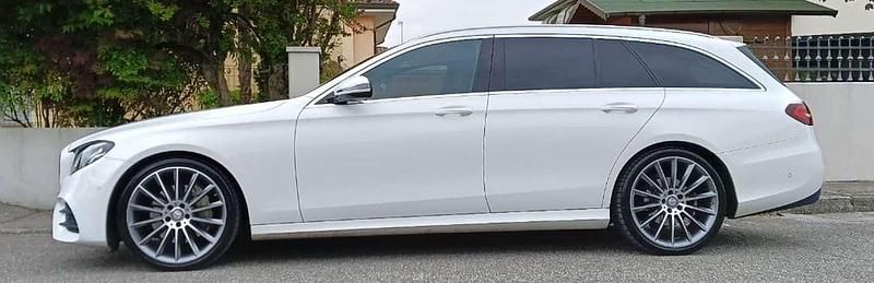 Usata Mercedes E220 AMG line 194 CV (142 kW) 2017 Bianco Station wagon