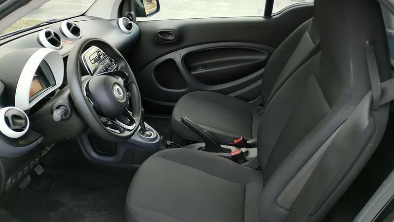 Usata Smart ForTwo Coupé 71 CV (52 kW) 2019 Nero Utilitaria
