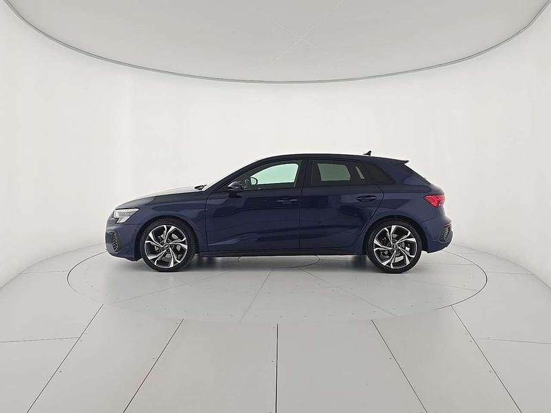 Usata Audi A3 Sportback S-Line 150 CV (110 kW) 2022 Blu/azzurro Utilitaria