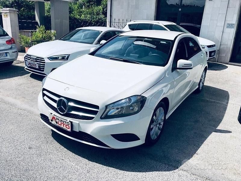 Usata Mercedes A180 Executive 109 CV (80 kW) 2015 Bianco Berlina