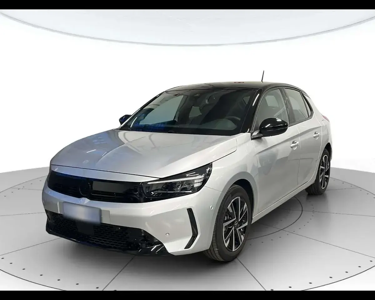 Usata Opel Corsa 101 CV (74 kW) 2025 Grigio artense Utilitaria