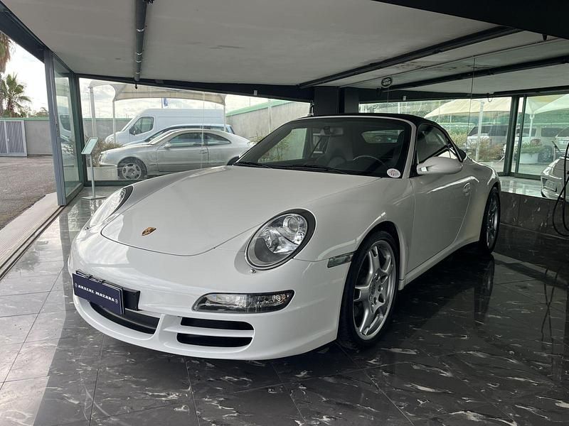 Usata Porsche 997 380 CV (279 kW) 2006 Nero Cabrio