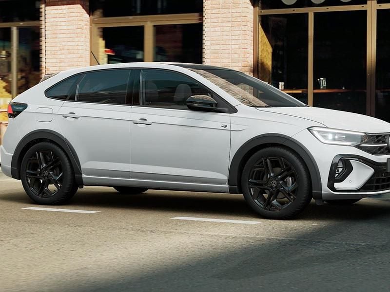 Nuova VW Taigo R-line Plus 115 CV (84 kW) 2026 Pure white nero SUV