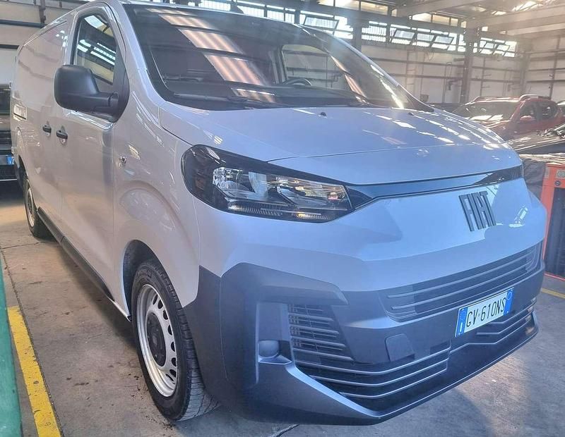 Usata Fiat Scudo 144 CV (105 kW) 2024 Bianco Furgone