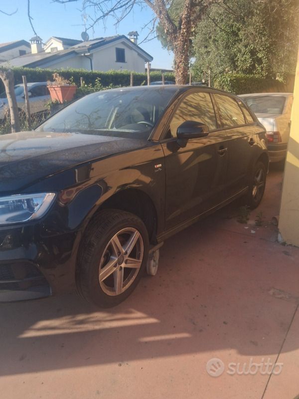 Usata Audi A3 S-Line 110 CV (80 kW) 2018 Nero Utilitaria