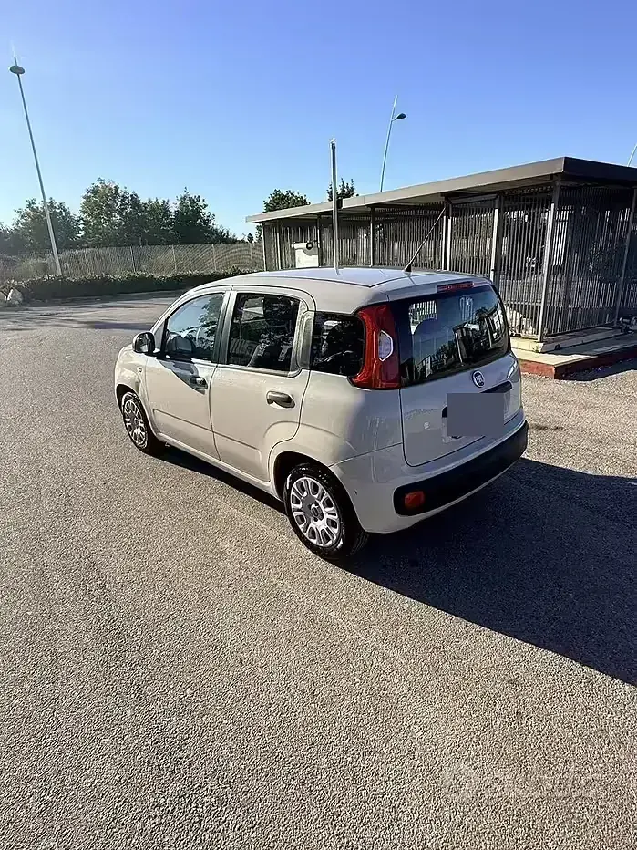 Usata Fiat Panda 69 CV (50 kW) 2016 Bianco Utilitaria