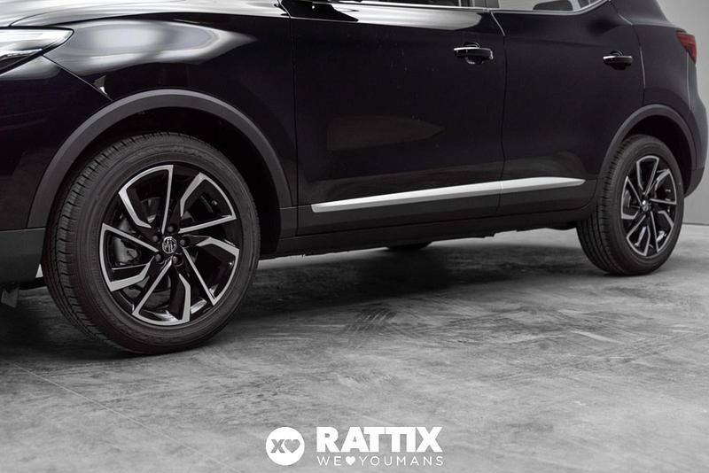 Nuova MG ZS Luxury 106 CV (77 kW) 2025 Pebble black Berlina