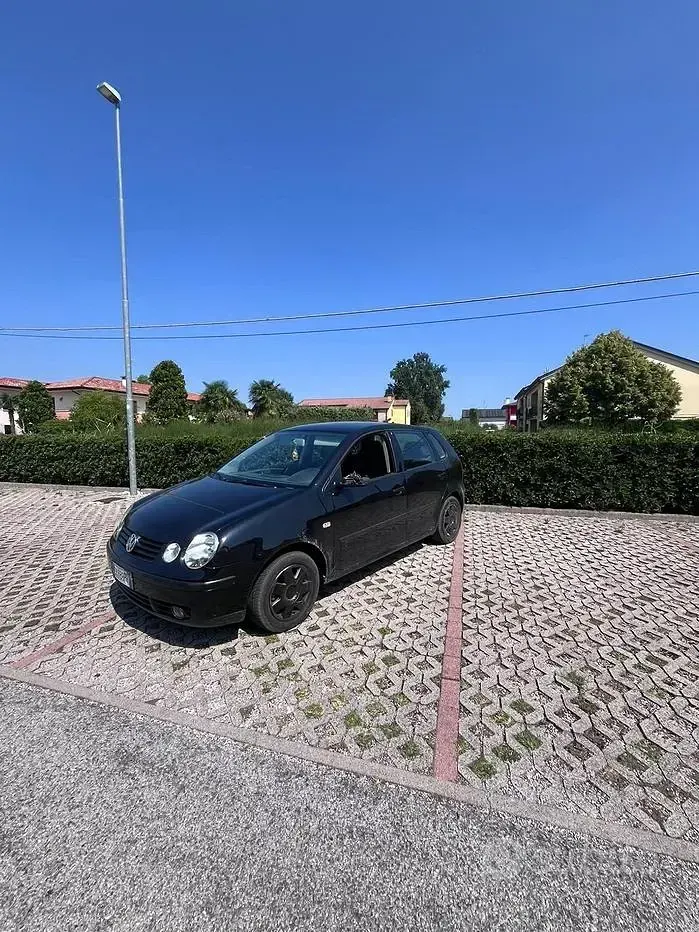 Usata VW Polo 75 CV (55 kW) 2003 Nero Utilitaria