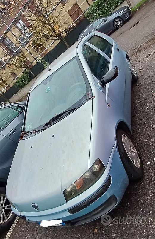 Usata 2003 Fiat Punto Tre volumi | 1000 € (Ottimo prezzo) - Immagine 1/4