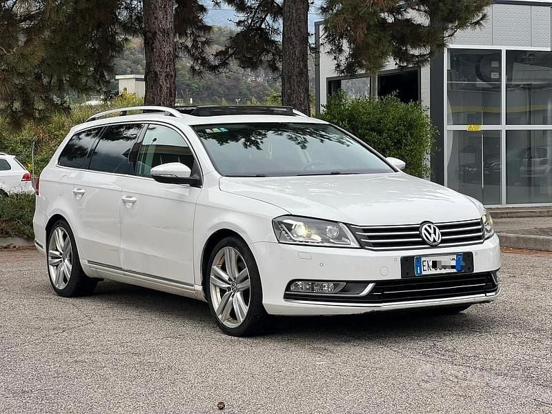 Usata 2012 VW Passat Station wagon | 4200 € (Super prezzo) - Immagine 1/4