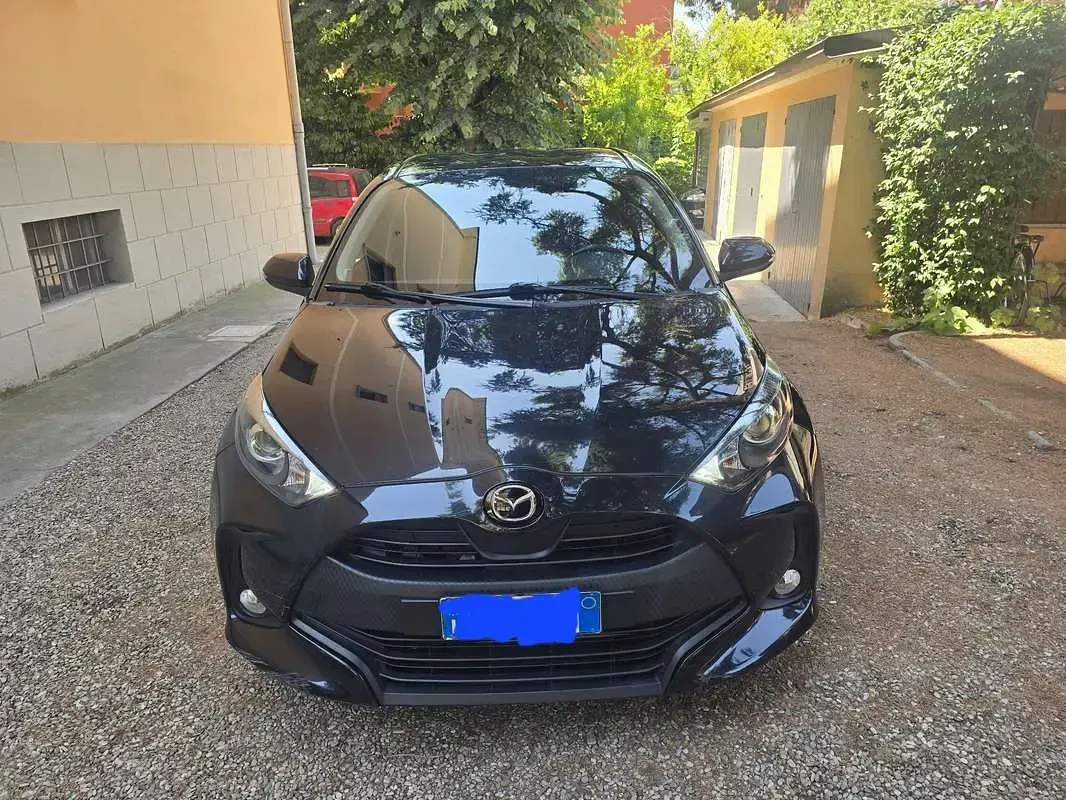 Usata Toyota Yaris Hybrid Style 75 CV (55 kW) 2016 Berlina